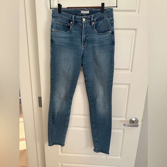 Good American Denim Cropped Jeans - Picture 1 of 4